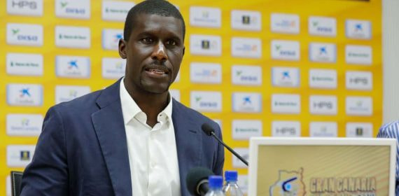 Sitapha Savané durante la rueda de prensa en la que explica la renuncia del Dreamland Gran Canaria a la Euroliga.