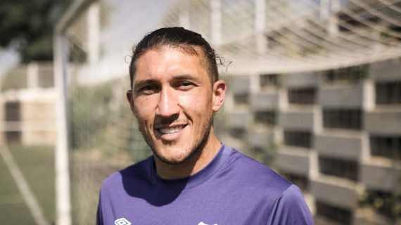 Luis Alfonso 'Pacha' Espino durante la entrevista con Relevo como nuevo jugador del Rayo Vallecano.