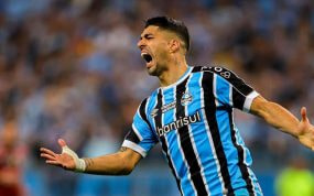 Luis Suárez durante la derrota ante Flamengo.
