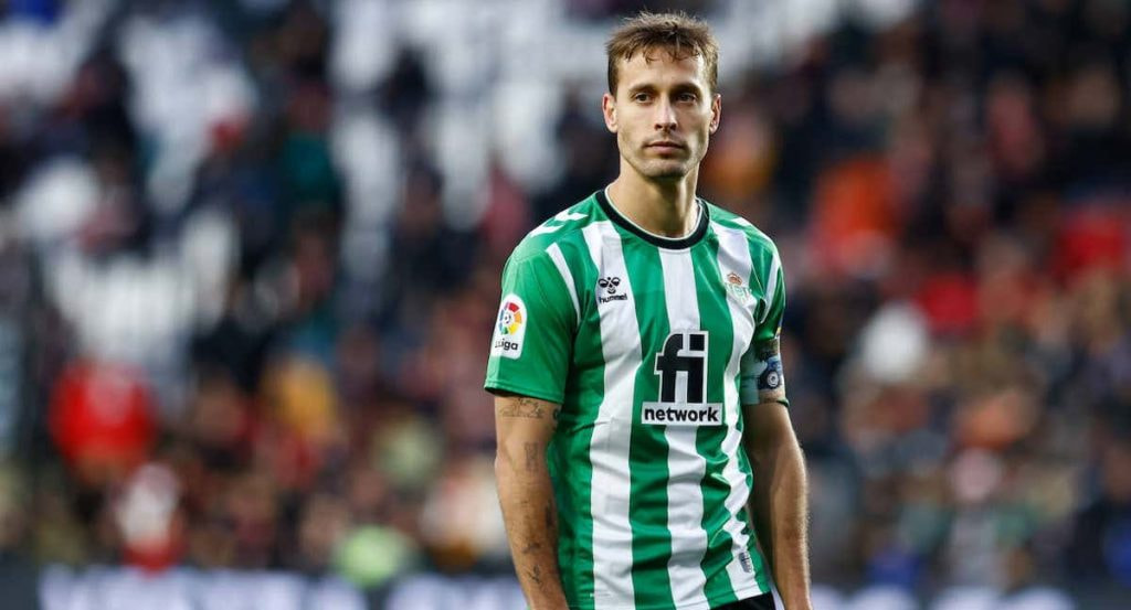 Sergio Canales, en un partido del Betis.