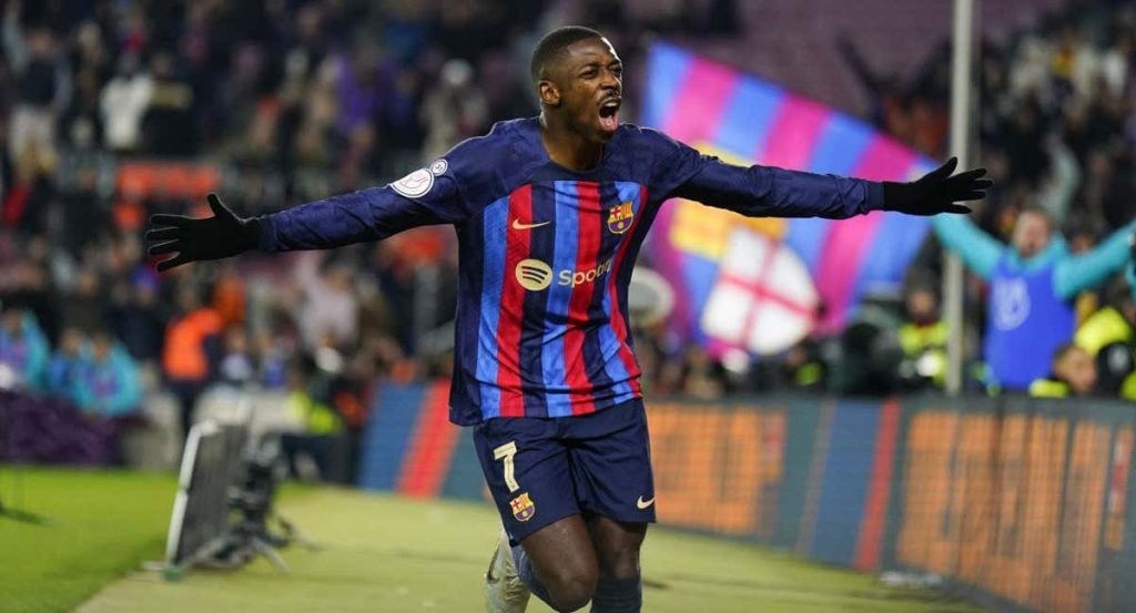 Dembélé celebra un gol en el Camp Nou.