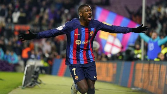 Dembélé celebra un gol en el Camp Nou.