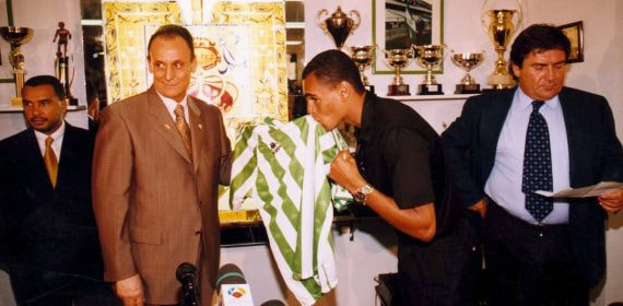 El día que el Betis hizo el fichaje más caro de la historia del fútbol: «Tuvimos que llevar escondido a Denilson hasta Sevilla»