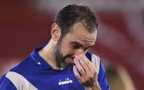 Diego Godín tras su último partido con Velez.