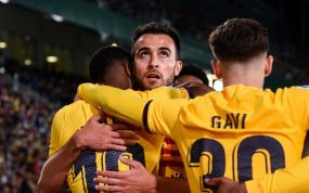 Ansu Fati, Eric Garcia y Gavi, tres canteranos, celebran un gol del Barça en Elche.