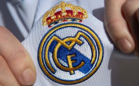 El escudo del Real Madrid.