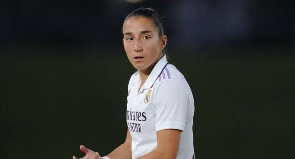 Lucía Rodríguez durante un partido con el Real Madrid este curso.