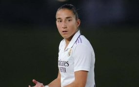 Lucía Rodríguez durante un partido con el Real Madrid este curso.