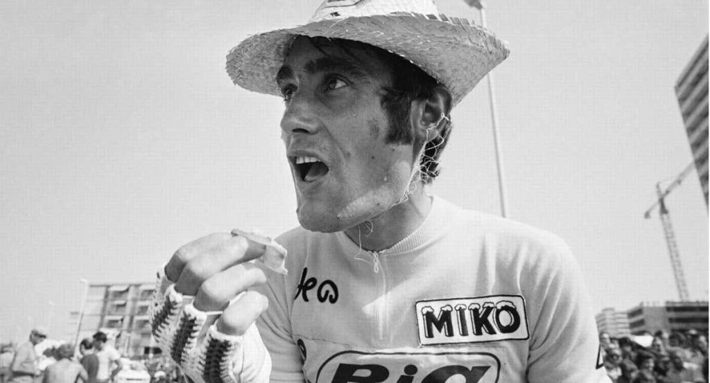 Luis Ocaña tras una etapa del Tour de Francia de 1973.
