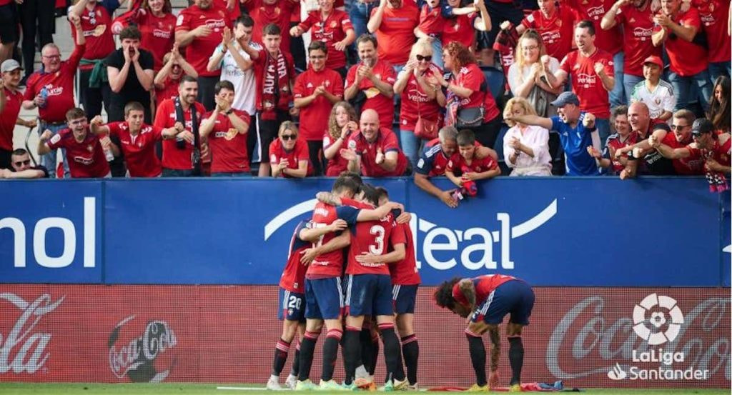 Osasuna celebra un gol en El Sadar.