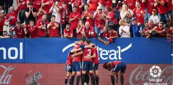 Osasuna celebra un gol en El Sadar.