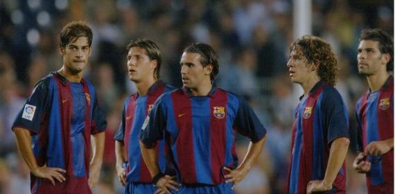 Sergio Santamaría junto con sus compañeros en un partido del Barça.