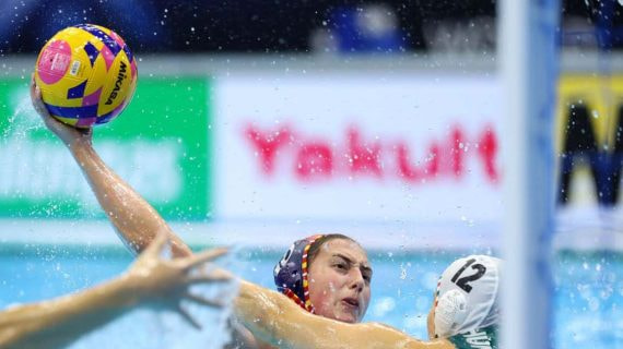 Los partidos de waterpolo duran poco más de media hora.