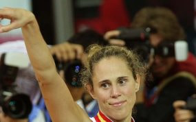 Amaya Valdemoro tras conseguir la plata en el Europeo de 2007.