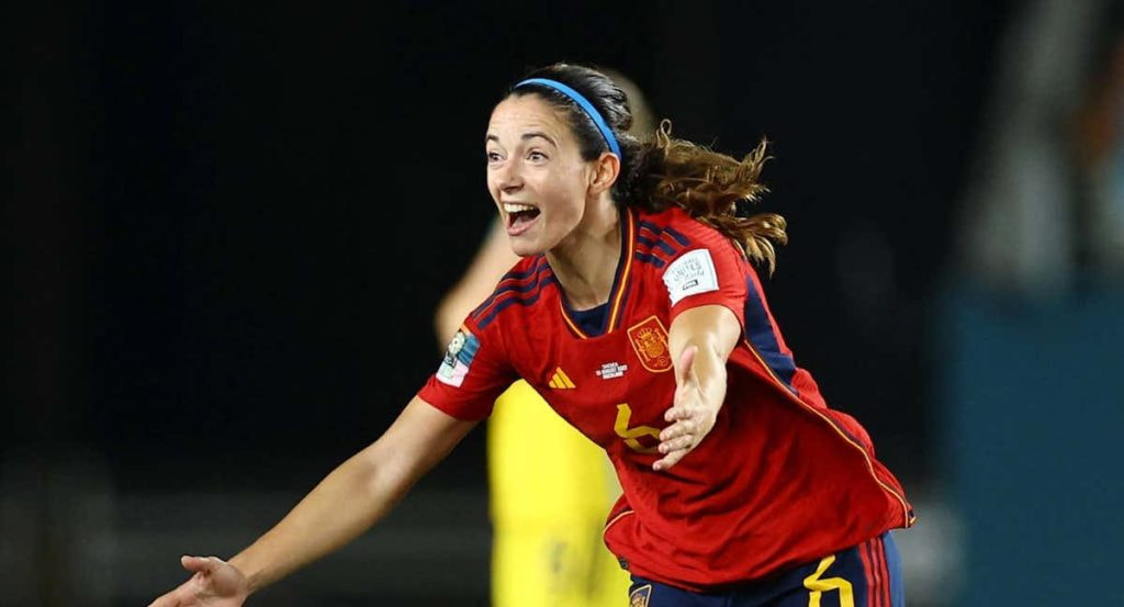 Aitana Bonmatí en la celebración del segundo gol de España ante Suecia en las semifinales del Mundial 2023 .
