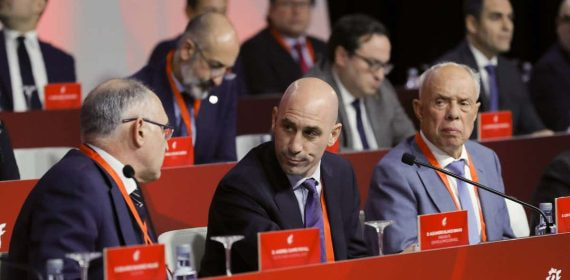 Luis Rubiales, durante una Asamblea General de la RFEF.