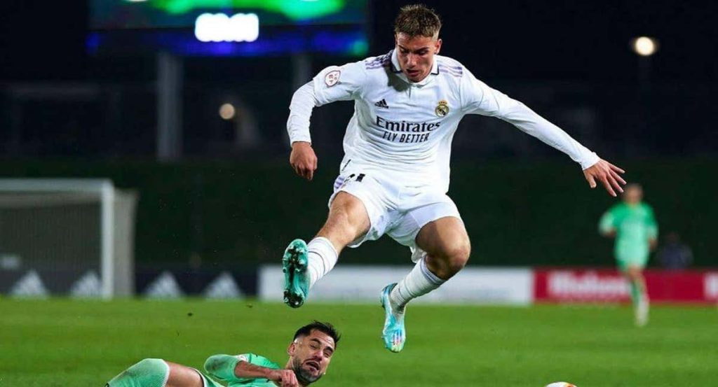 Iker Bravo, en un partido de la temporada pasada con el Castilla.