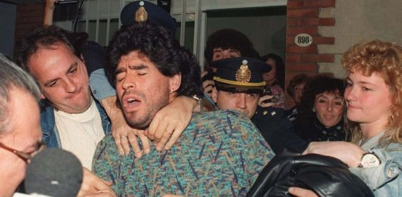 El misterio de los 100 millones de Maradona: nadie sabe dónde está el dinero ni si la cifra es real