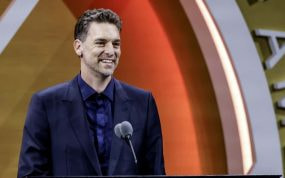 Pau Gasol, en la ceremonia que le convirtió en miembro del Salón de la Fama.