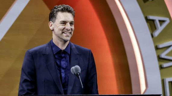 Pau Gasol, en la ceremonia que le convirtió en miembro del Salón de la Fama.