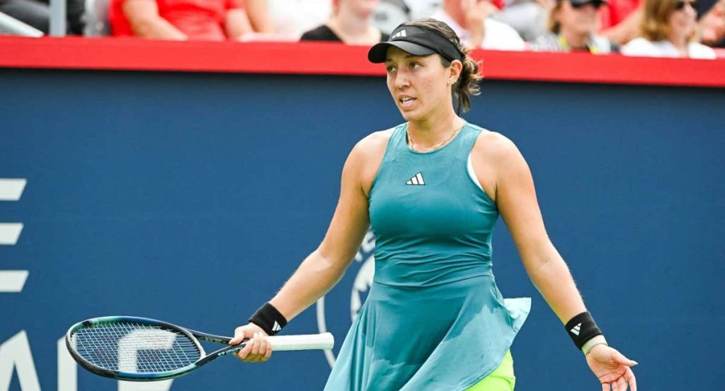 Jessica Pegula, durante su partido ante Swiatek en las semifinales de Montreal.