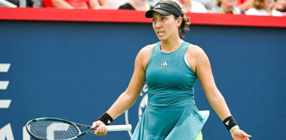 Jessica Pegula, durante su partido ante Swiatek en las semifinales de Montreal.