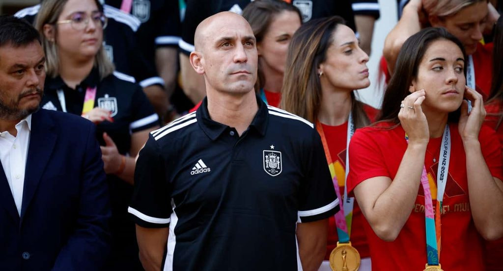 Luis Rubiales en el recibimiento en Moncloa.