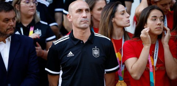 Luis Rubiales en el recibimiento en Moncloa.