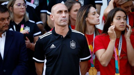 Luis Rubiales en el recibimiento en Moncloa.