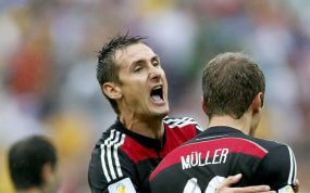 Klose y Müller celebran un gol en el Mundial de Brasil.