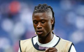 Eduardo Camavinga calentando antes del Real Madrid-Union Berlin.