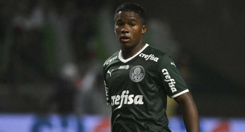Endrick, durante un partido con el Palmeiras.