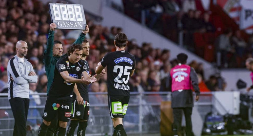 Javi Serrano, en un partido con el Sturm Graz.