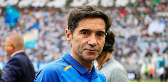 Marcelino García Toral antes de un partido del Olympique de Marsella.