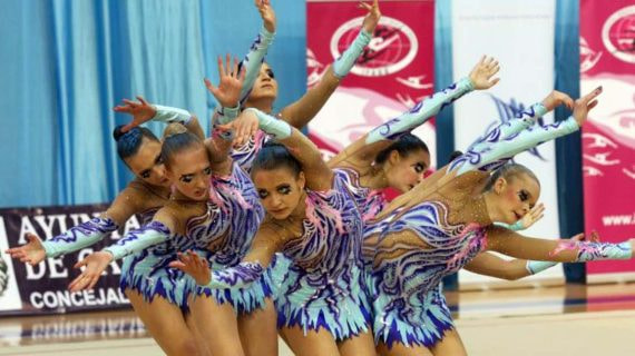 Gimnastas en uno de los Mundiales.