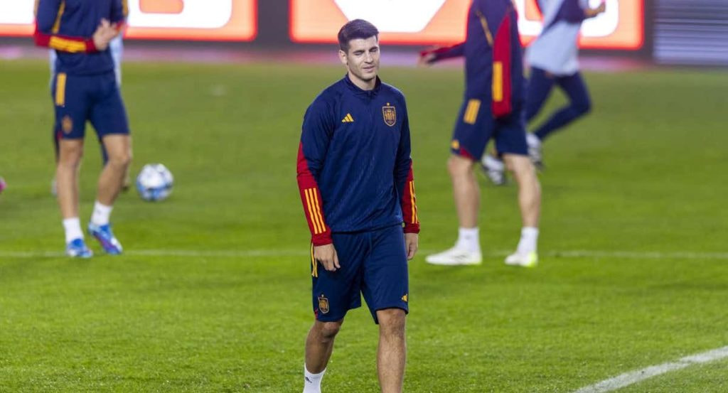 Álvaro Morata durante un entrenamiento con la Selección.