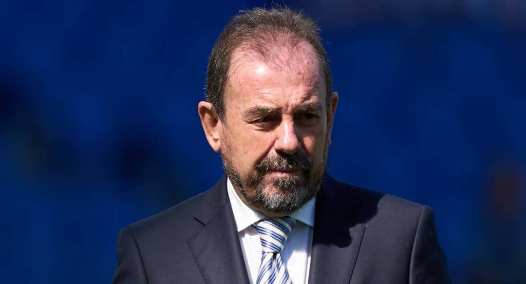 Ángel Torres, antes de un partido de esta temporada.