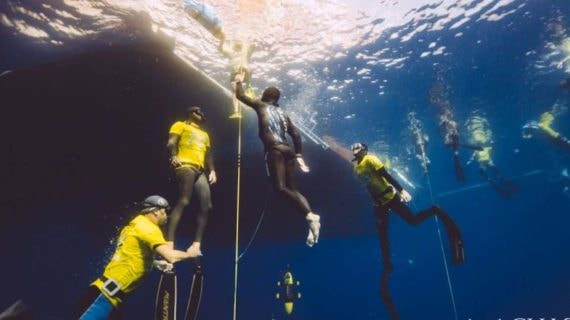 Competición de apnea deportiva organizada por CMAS.