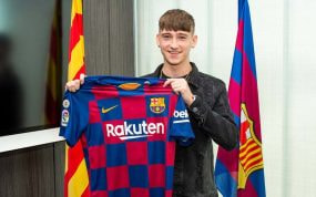 Louie Barry, en su presentación con el Barcelona.