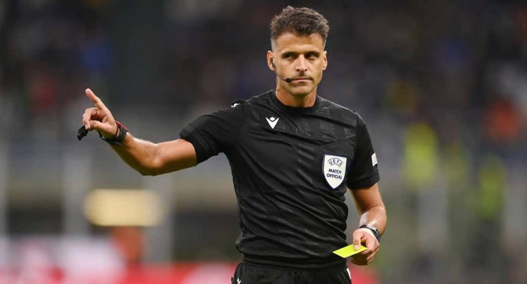 Gil Manzano, en un partido internacional.