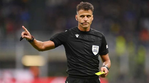 Gil Manzano, en un partido internacional.