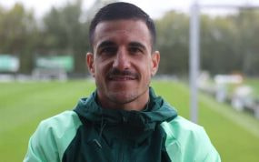 José Matos posa para Relevo en la ciudad deportiva del Burgos.