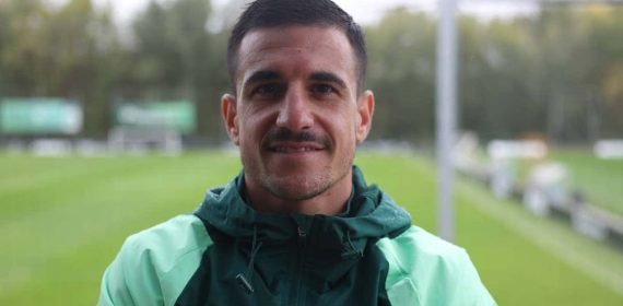 José Matos posa para Relevo en la ciudad deportiva del Burgos.