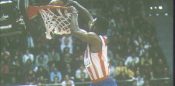 Shelton Jones en el concurso de mates del All Star de Zaragoza.