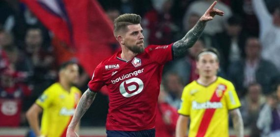 El portugués Xeka celebra un gol con el Lille.