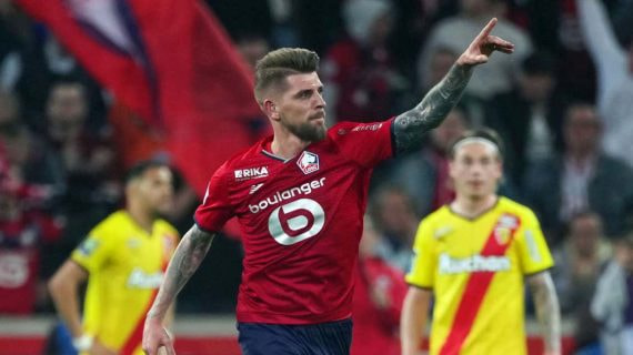 El portugués Xeka celebra un gol con el Lille.