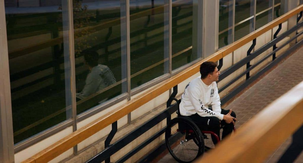 Carlos Tatay en el Hospital Nacional de Parapléjicos.