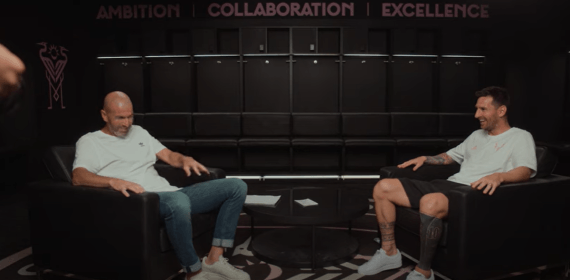 Charla entre Zidane y Messi.