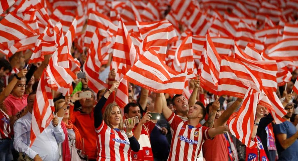 Aficionados del Atlético de Madrid en el Cívitas Metropolitano.