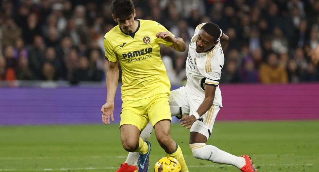 David Alaba, en la jugada en la que se ha lesionado.